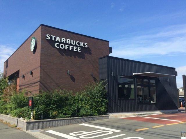 飲食店　スターバックスコーヒー浜松新津（飲食店）まで600m