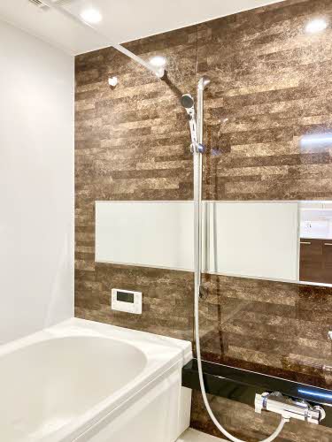 バス・シャワールーム