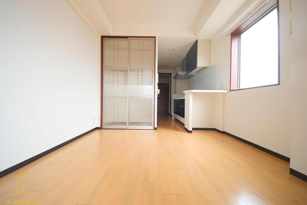 居室・リビング　コンソラーレ上町台II