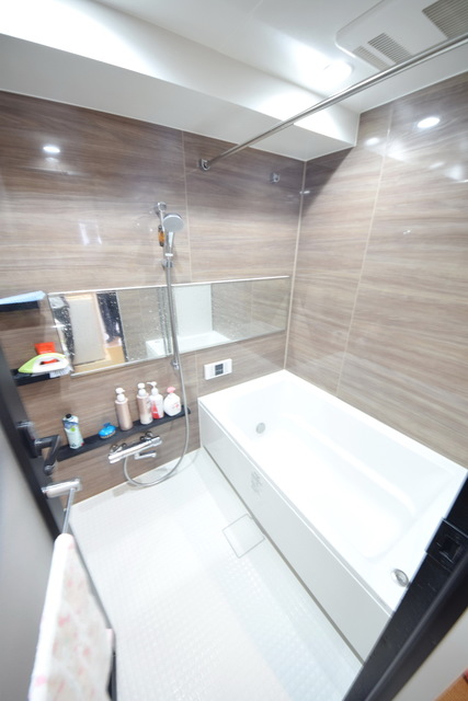 バス・シャワールーム　～さっぱりしましょう～