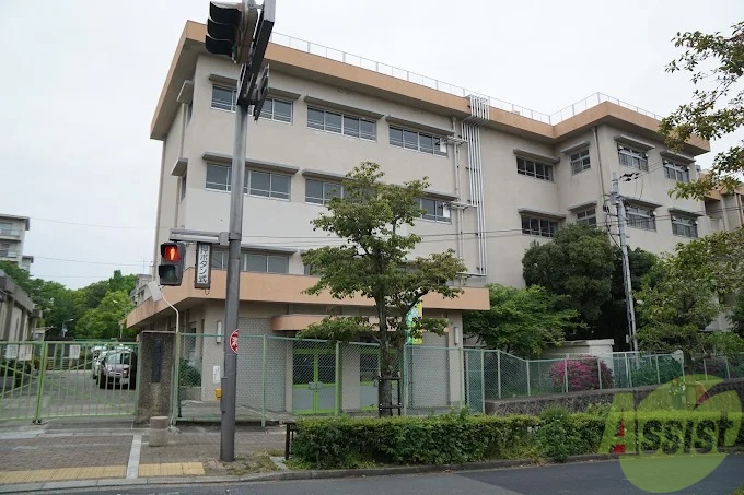 小学校　豊中市立刀根山小学校（小学校）まで387m