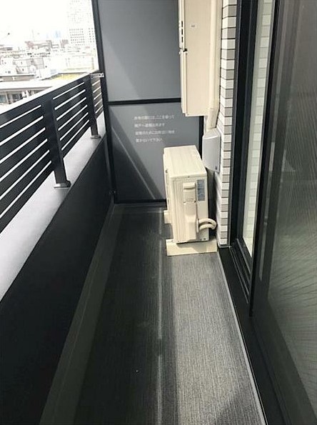 バルコニー