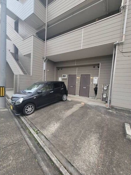 駐車場　駐車場完備です