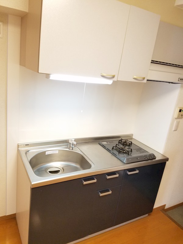 キッチン　写真は他室を参照しています