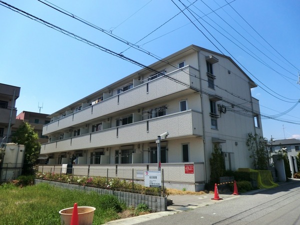 建物外観　オートロック付きで安心です♪