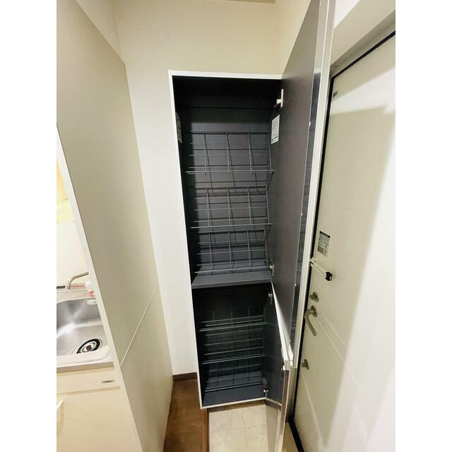 玄関　シューズボックス
