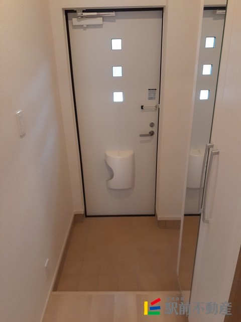玄関　類似物件の写真です
