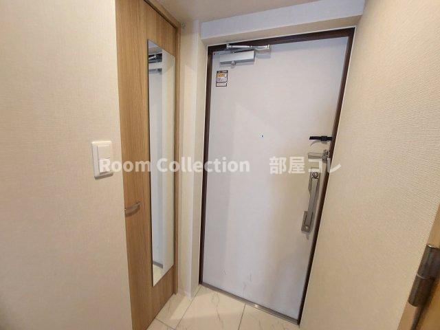 玄関　※同物件他部屋写真 反転の場合有