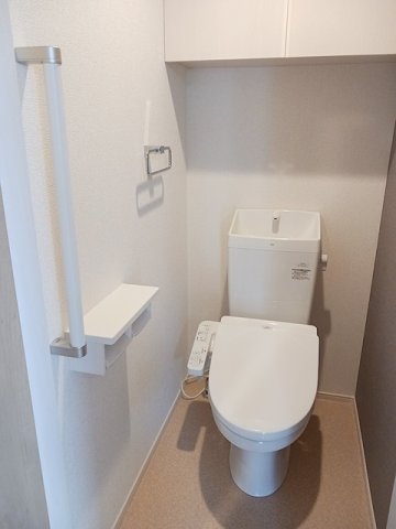 トイレ　コンパクトで使いやすいトイレです