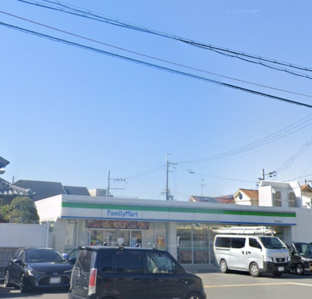 コンビニ　ファミリーマート西堤本通西店（コンビニ）まで464m