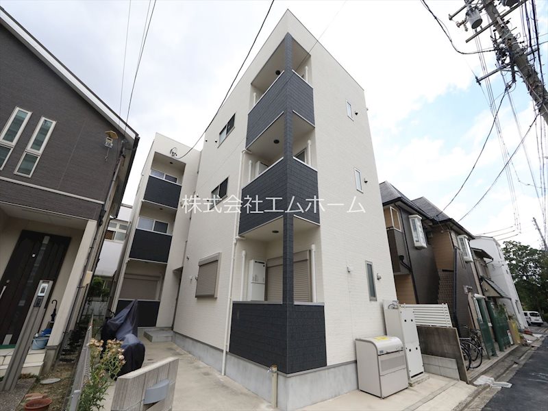 建物外観　外観　オートロック付　宅配ＢＯＸ有り