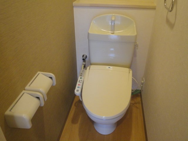トイレ　シャワー付トイレ