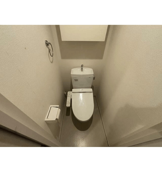 トイレ　他号室の写真のため参考まで