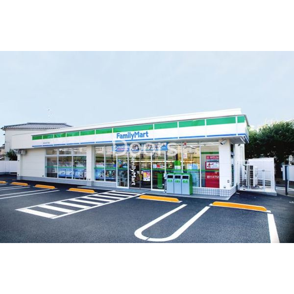コンビニ　ファミリーマート富町店（コンビニ）まで204m
