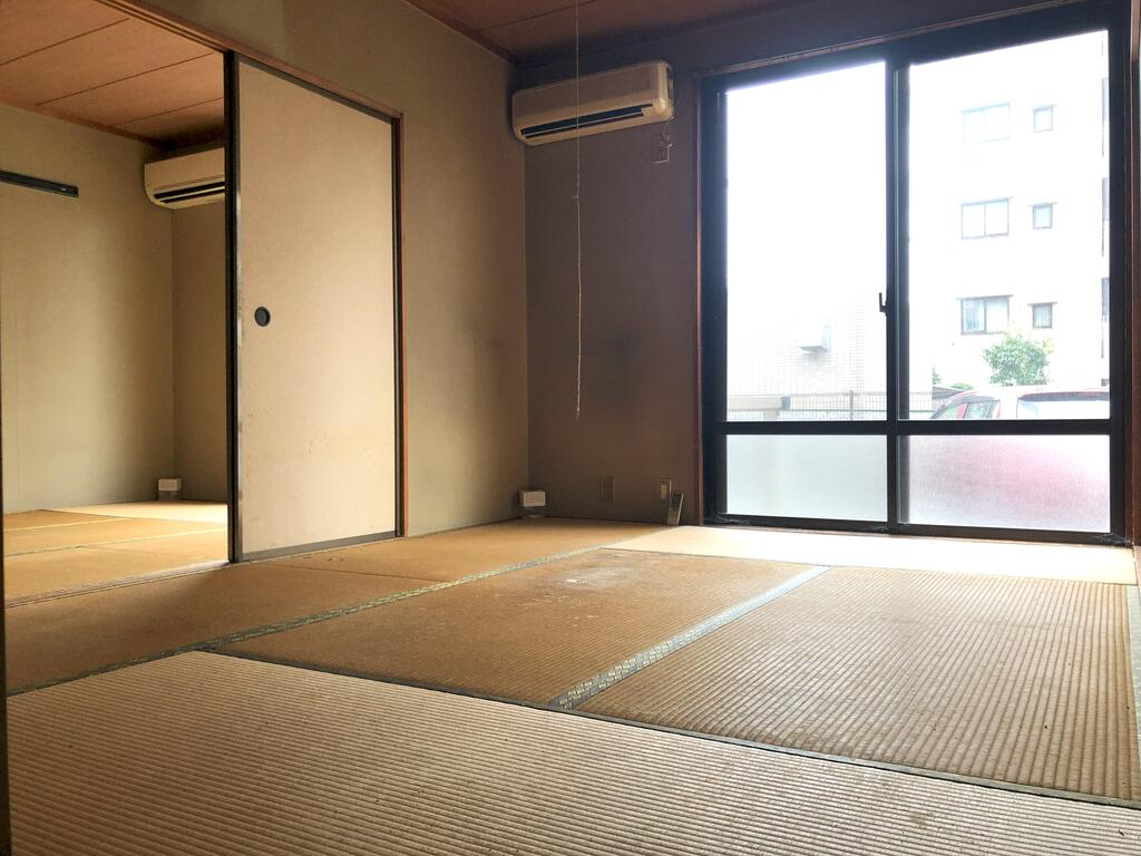 居室・リビング　クロス・襖の張替え、畳表替えします