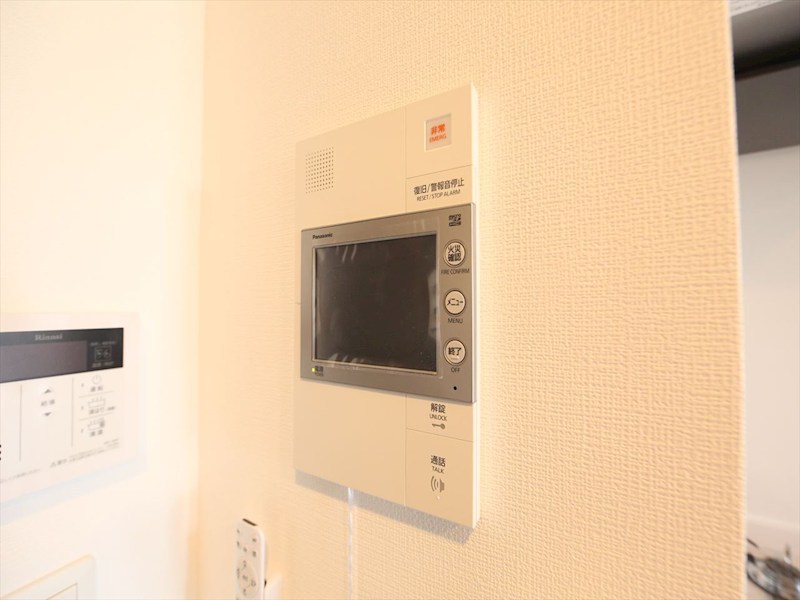 セキュリティ　TVモニター付インターホン