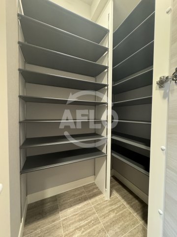 収納　TEAL RESIDENCE　BAY　玄関収納