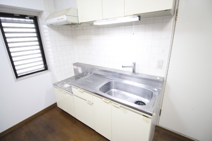 キッチン　※他部屋参考写真