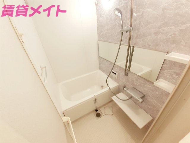 バス・シャワールーム　別部屋画像参考