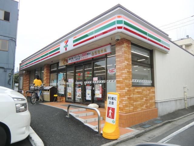 コンビニ　セブンイレブン蕨北町1丁目店（コンビニ）まで669m