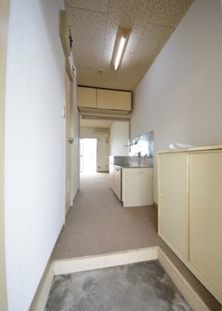 玄関　別部屋参考写真。