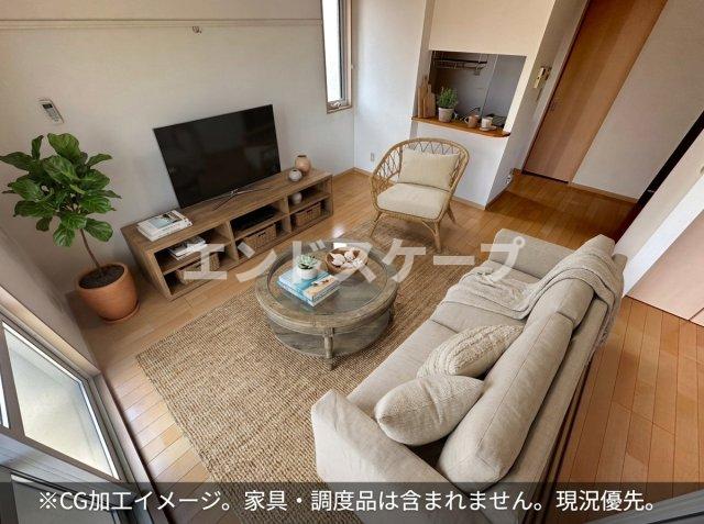 ＪＲ上越線 群馬総社駅 徒歩25分 2階建 築21年の居間写真