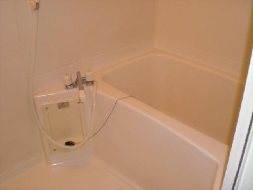 バス・シャワールーム　バス・トイレ別のお部屋です。