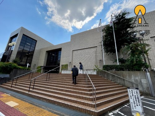 図書館　横浜市保土ヶ谷図書館（図書館）まで296m