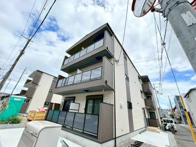 建物外観　綺麗な外観の素敵なお部屋があなたを待っています。