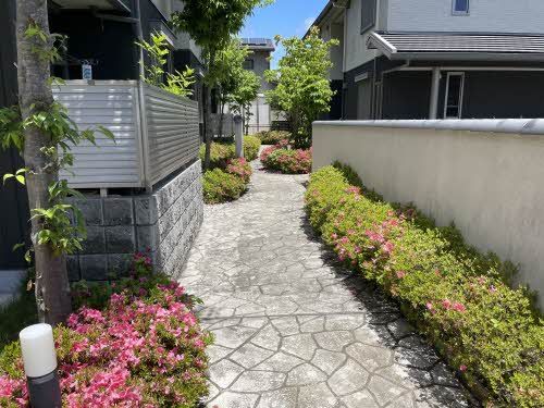 建物外観　アプローチ