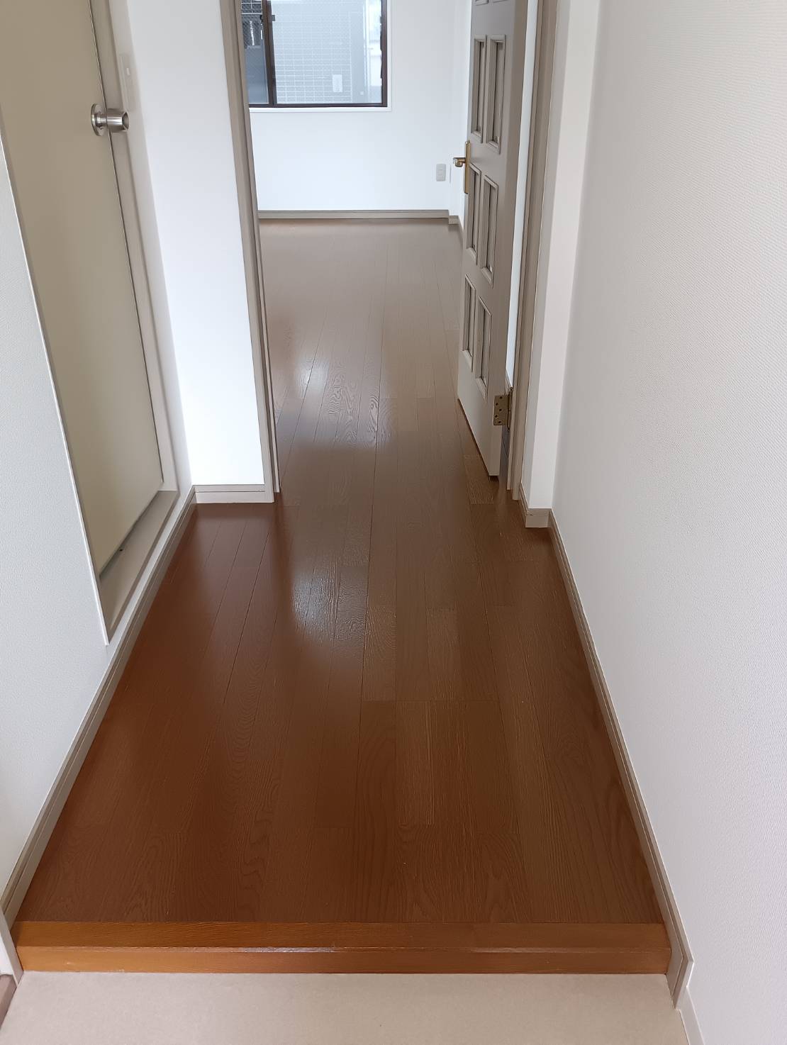坂本ビルの玄関写真