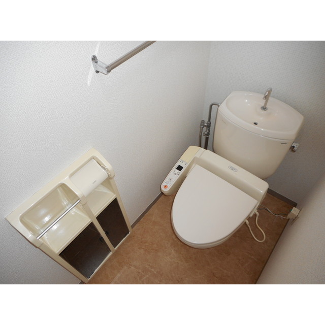 ハピネスIのトイレ写真
