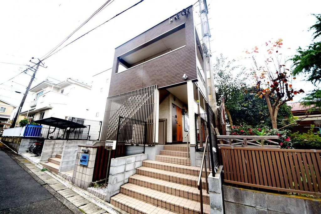 建物外観　★人気の築浅物件です★