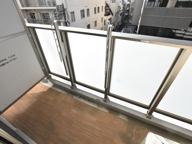 クリスタルK横浜の内装写真