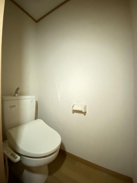 コーポ・フォーレスト清原A棟のトイレ写真