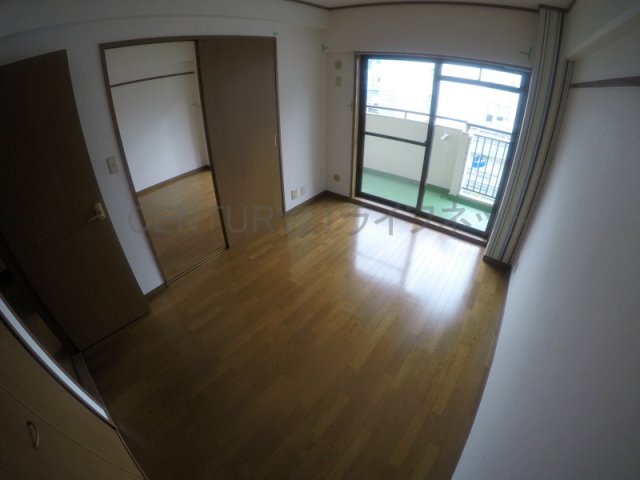REXIA Shin Umedaの居間写真