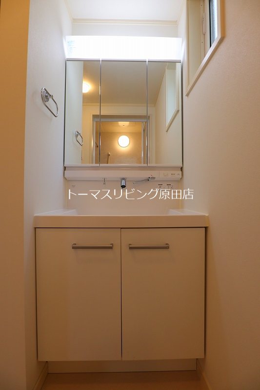 洗面設備　101号室写真