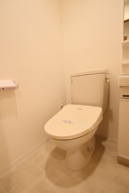 地下鉄箱崎線 呉服町駅 徒歩4分 11階建 築20年のトイレ写真