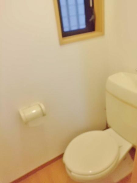 コーポカレラのトイレ写真