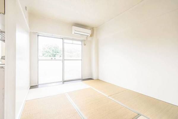 ＪＲ水戸線 小田林駅 徒歩38分 5階建 築52年の居間写真
