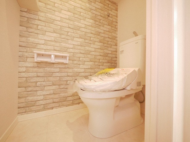 トイレ　清潔感のあるウォシュレット付きのトイレです♪