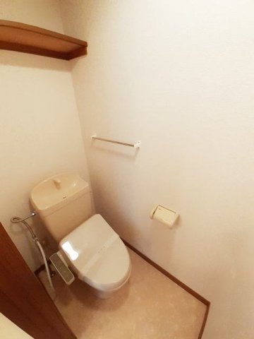 トイレ　シンプルで使いやすいトイレです