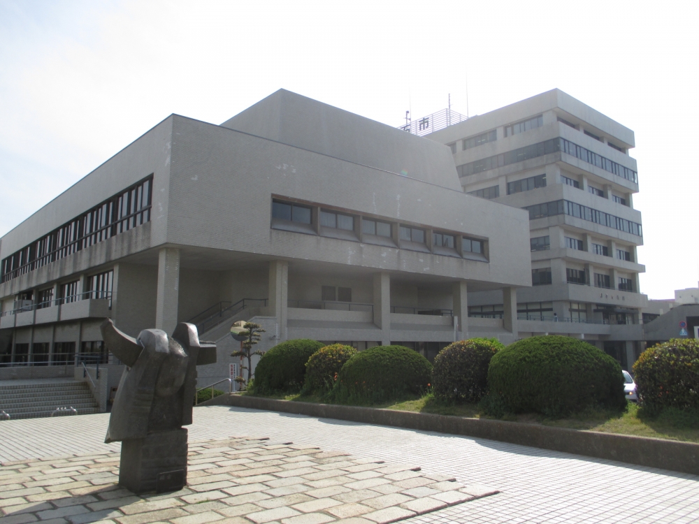 役所　明石市役所（役所）まで383m