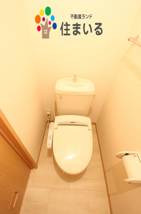 トイレ　※写真は同型タイプとなります