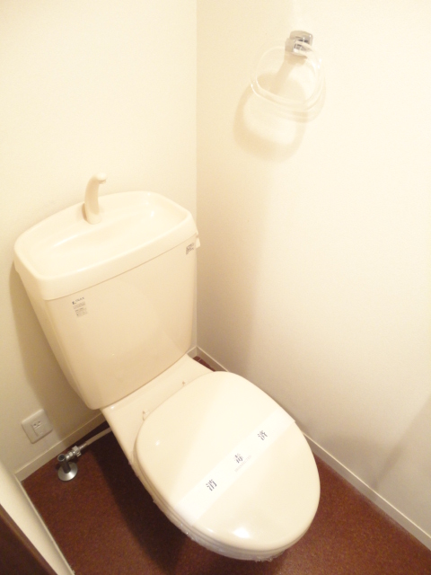 アカデミアのトイレ写真