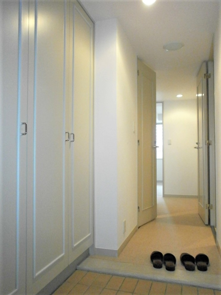 玄関　※他タイプ参考写真　実際のお部屋とは異なります
