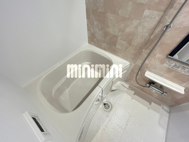 バス・シャワールーム　同間取り別部屋写真です