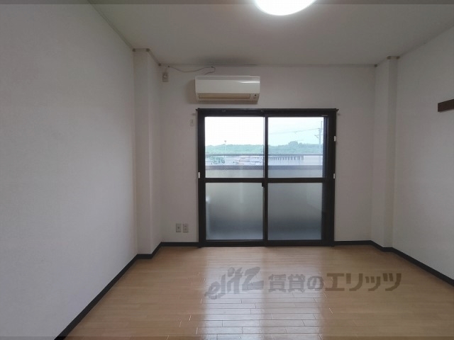 居室・リビング　居室