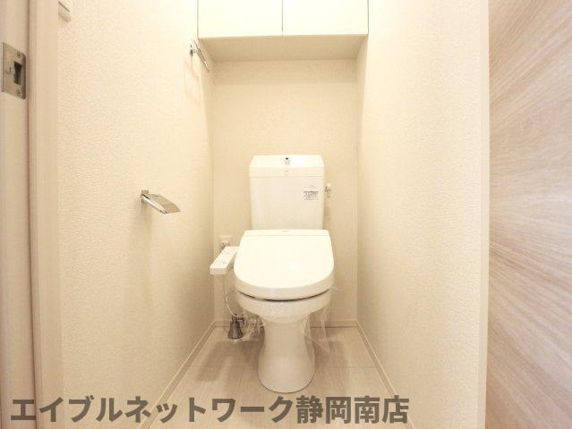 トイレ　シンプルで使いやすいトイレです