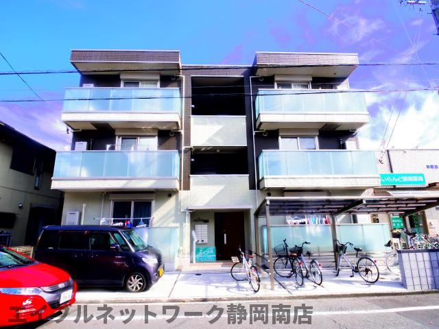 建物外観　おしゃれな外観です